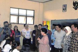 Pidato sambutan Presiden Megawati Soekarnoputri kepada para siswa SMP yang hadir